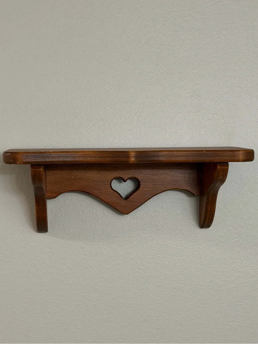 Vintage Heart Accent Wooden Wall Shelf